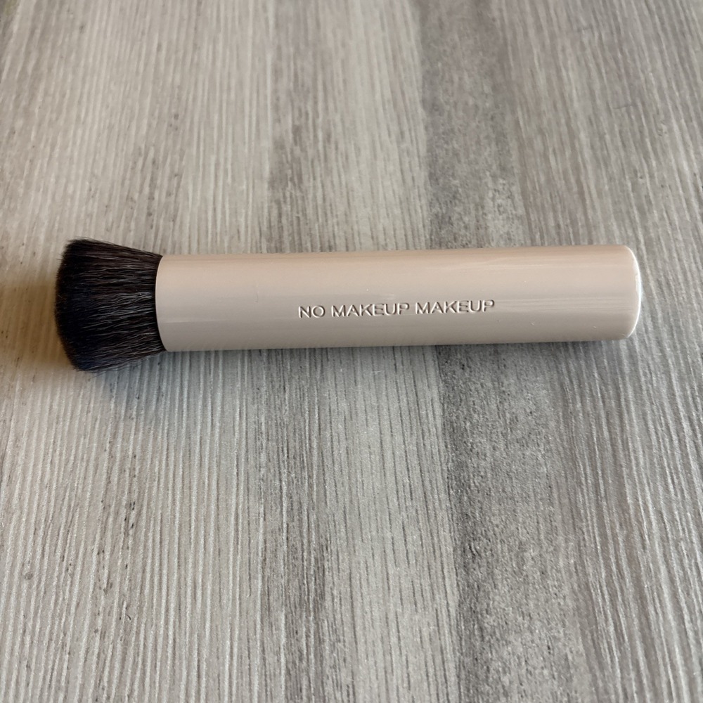 No Makeup Makeup Foundation Brush Tan Synthetic Bristles New No Box